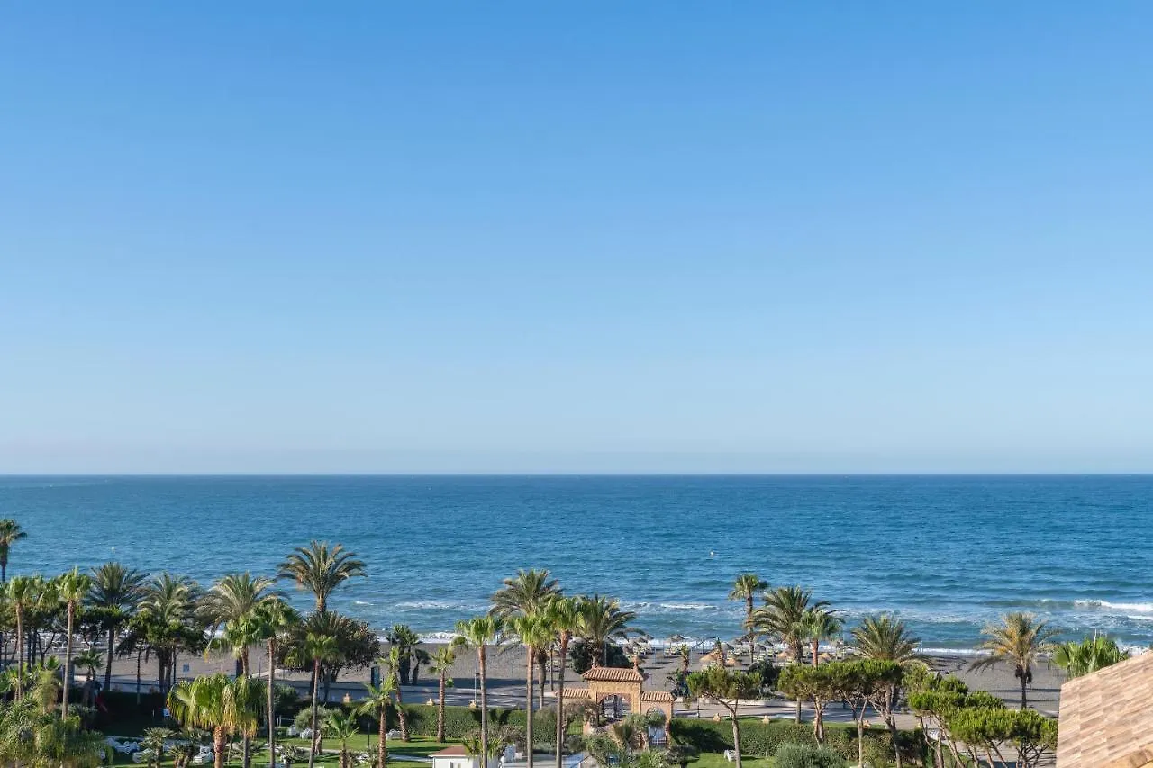Iberostar Waves Malaga Playa Hotel Torrox 4*,  Spanje